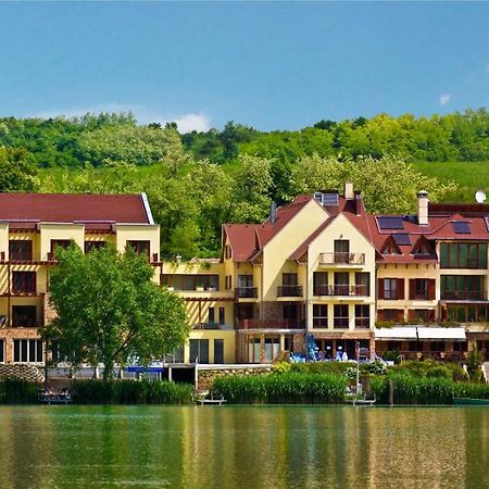 To Wellness Hotel Bánk Eksteriør billede
