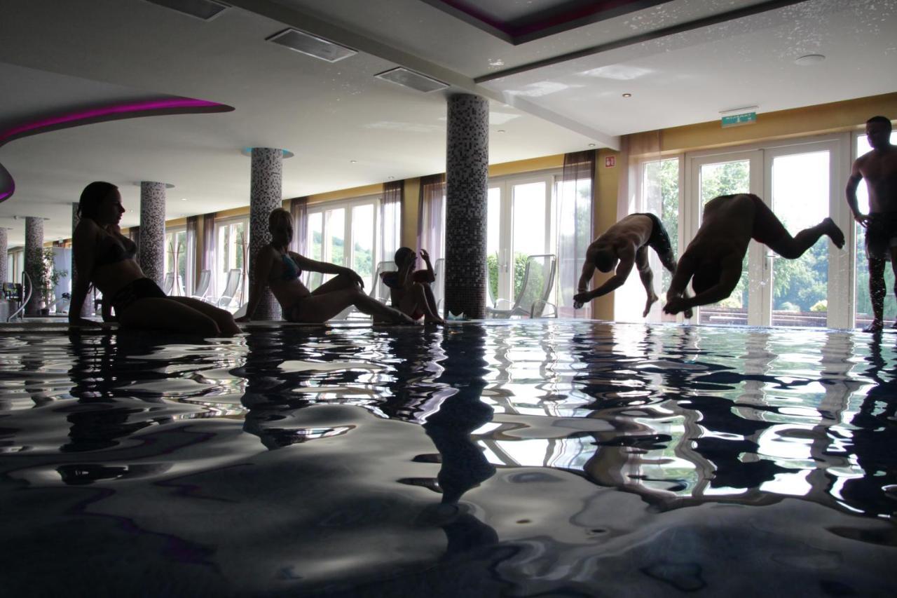To Wellness Hotel Bánk Eksteriør billede