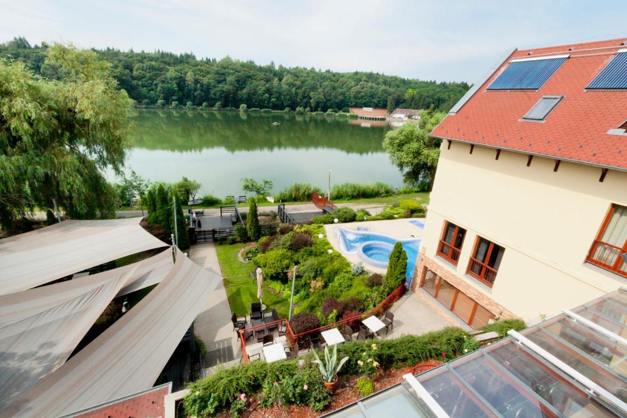 To Wellness Hotel Bánk Eksteriør billede
